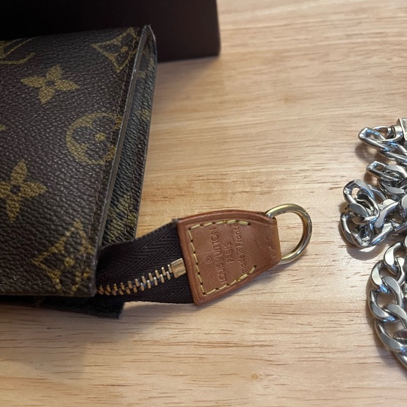 Louis Vuitton Monogram Bucket Pouch With Box And Unbranded chain - Picture 9 of 16